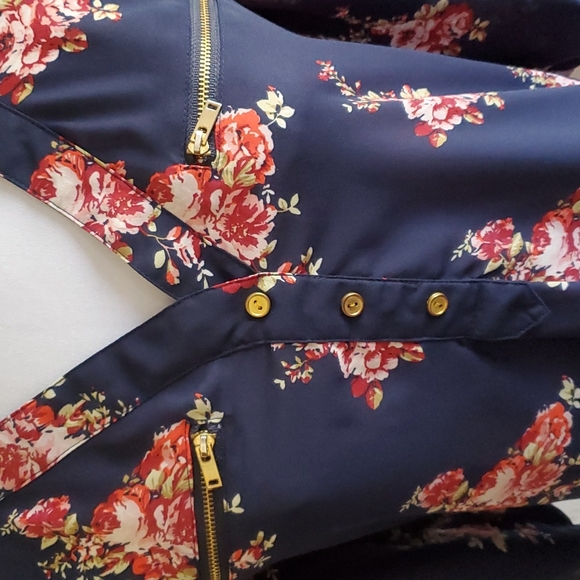 RUE21 Blouse NWOT - Picture 2 of 6